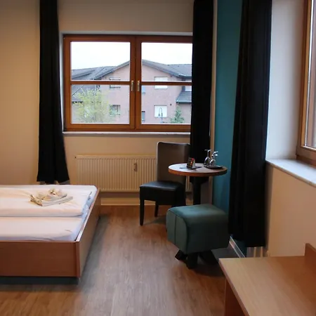 Olympia & Restaurant Hotel 3*