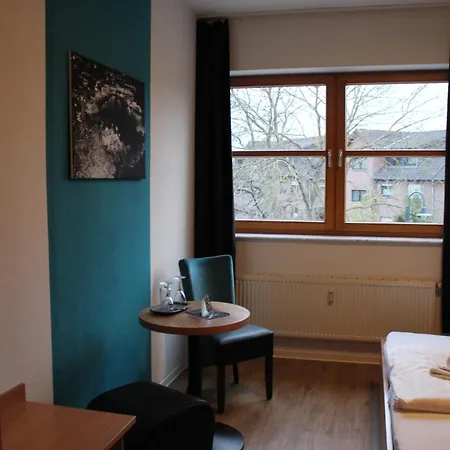 Olympia & Restaurant 3*