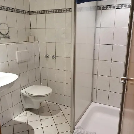 Olympia & Restaurant 3* Inden