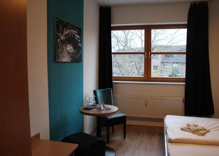 Olympia & Restaurant 3*