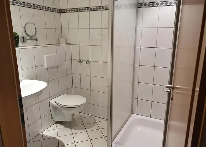 Olympia & Restaurant 3* Inden